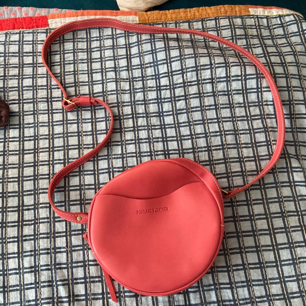 Portland Leather Crossbody Large
